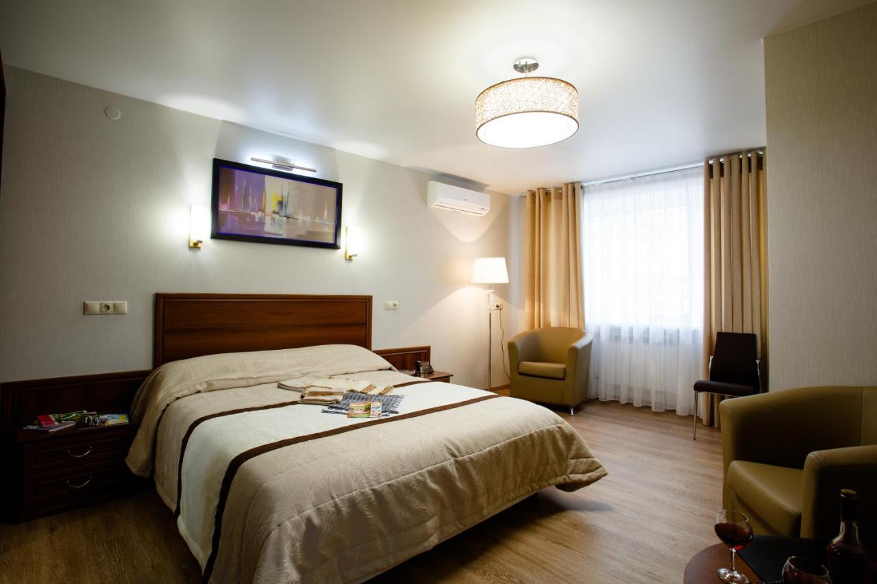 אוראל Apart-Hotel Vegus מראה חיצוני תמונה